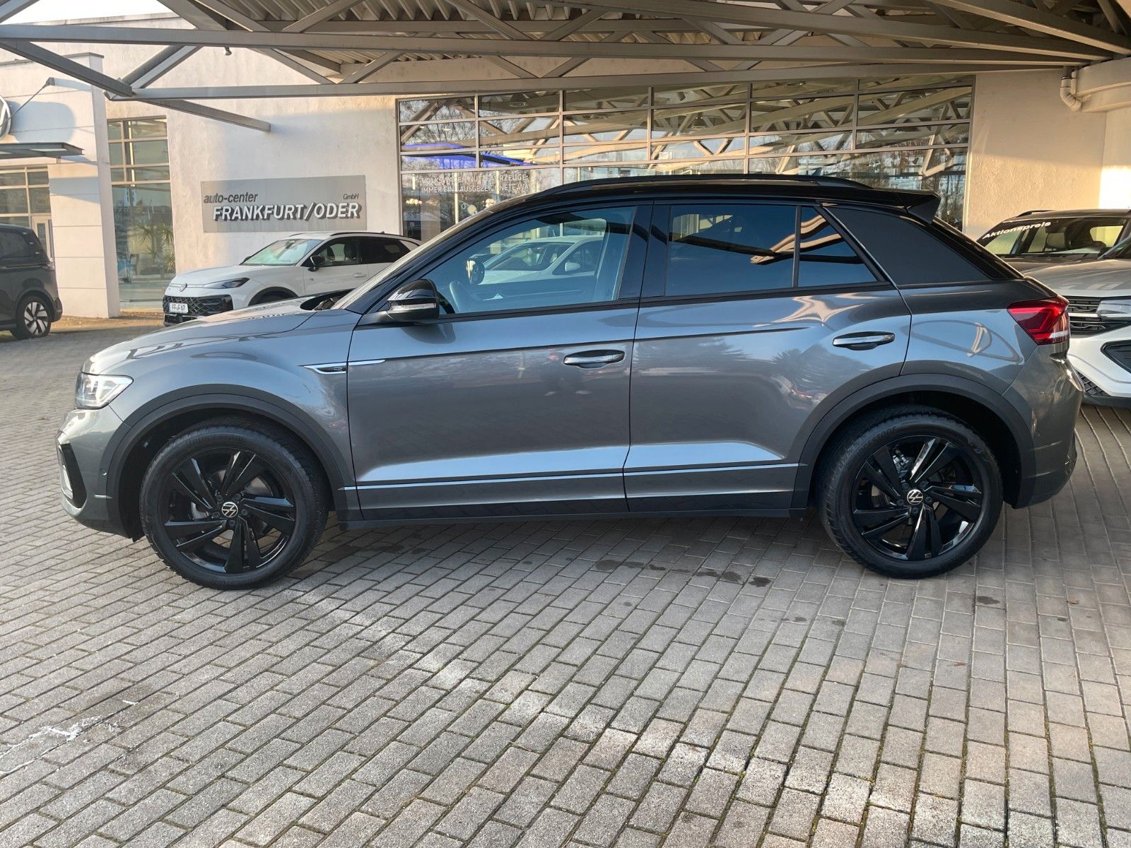 Volkswagen T-Roc 1.5 TSI OPF DSG R-Line foto 5