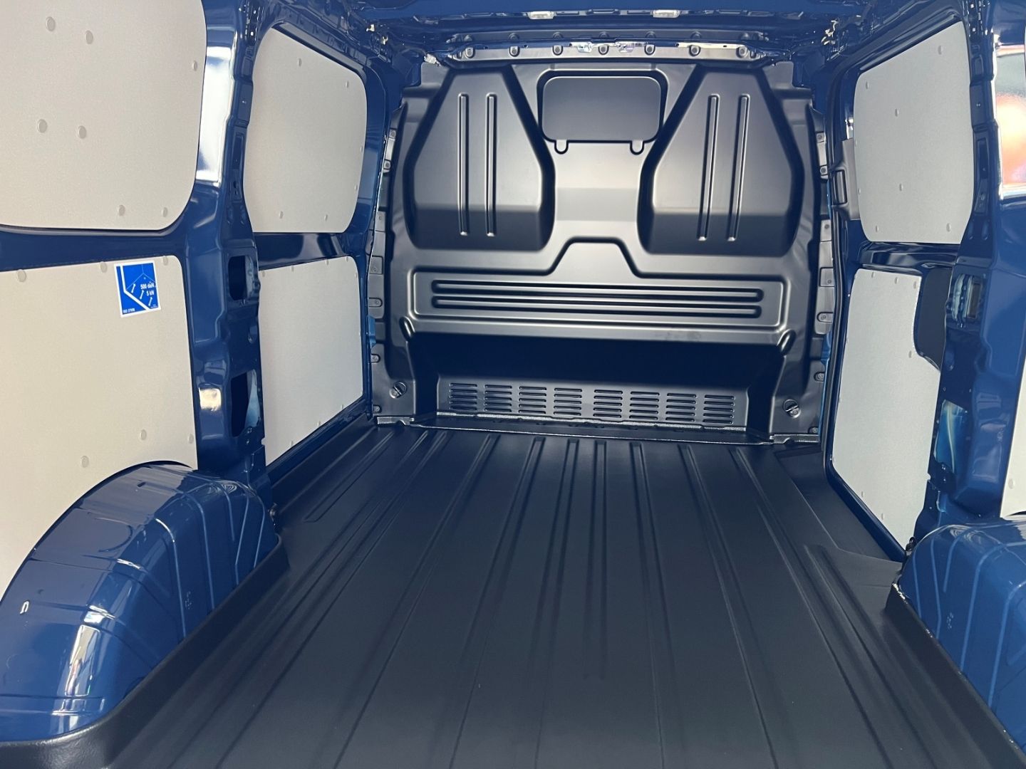 Fahrzeugabbildung Ford Transit Custom Kasten 280 L1 Trend FWD 2.0 110PS