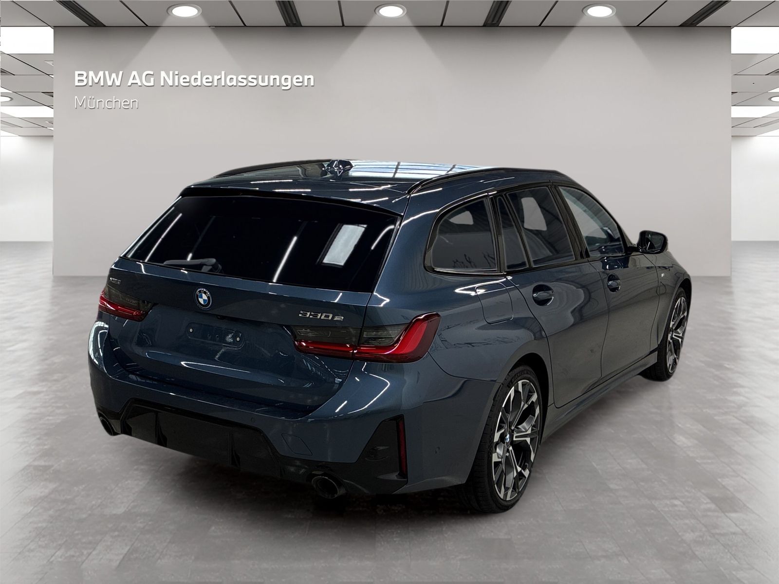 BMW 330e xDrive Touring M Sport AHK Harman K Kamera foto 4
