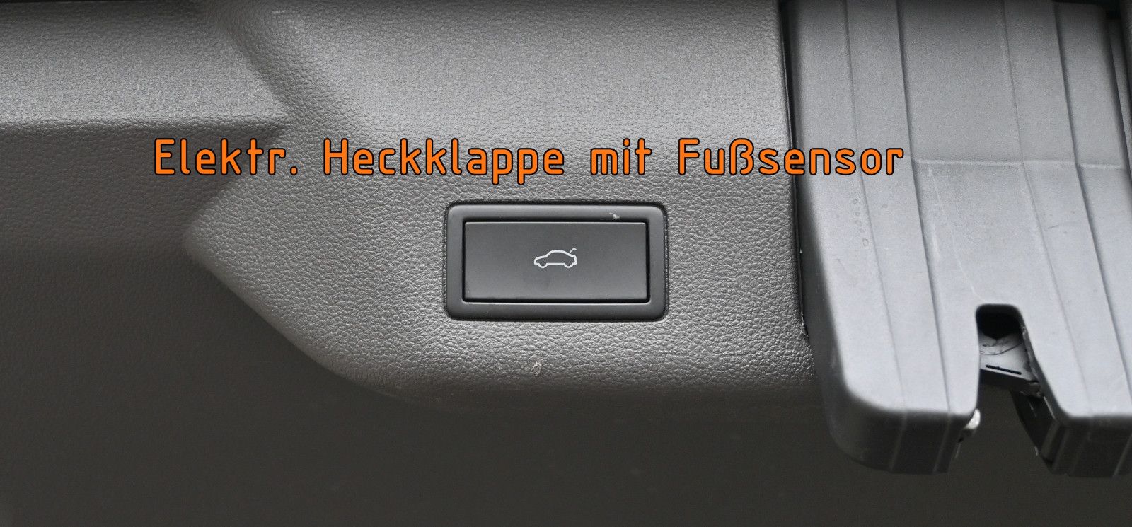 Fahrzeugabbildung Volkswagen T7 Multivan 2.0 TDI DSG Style Lang °MEGAVOLL°