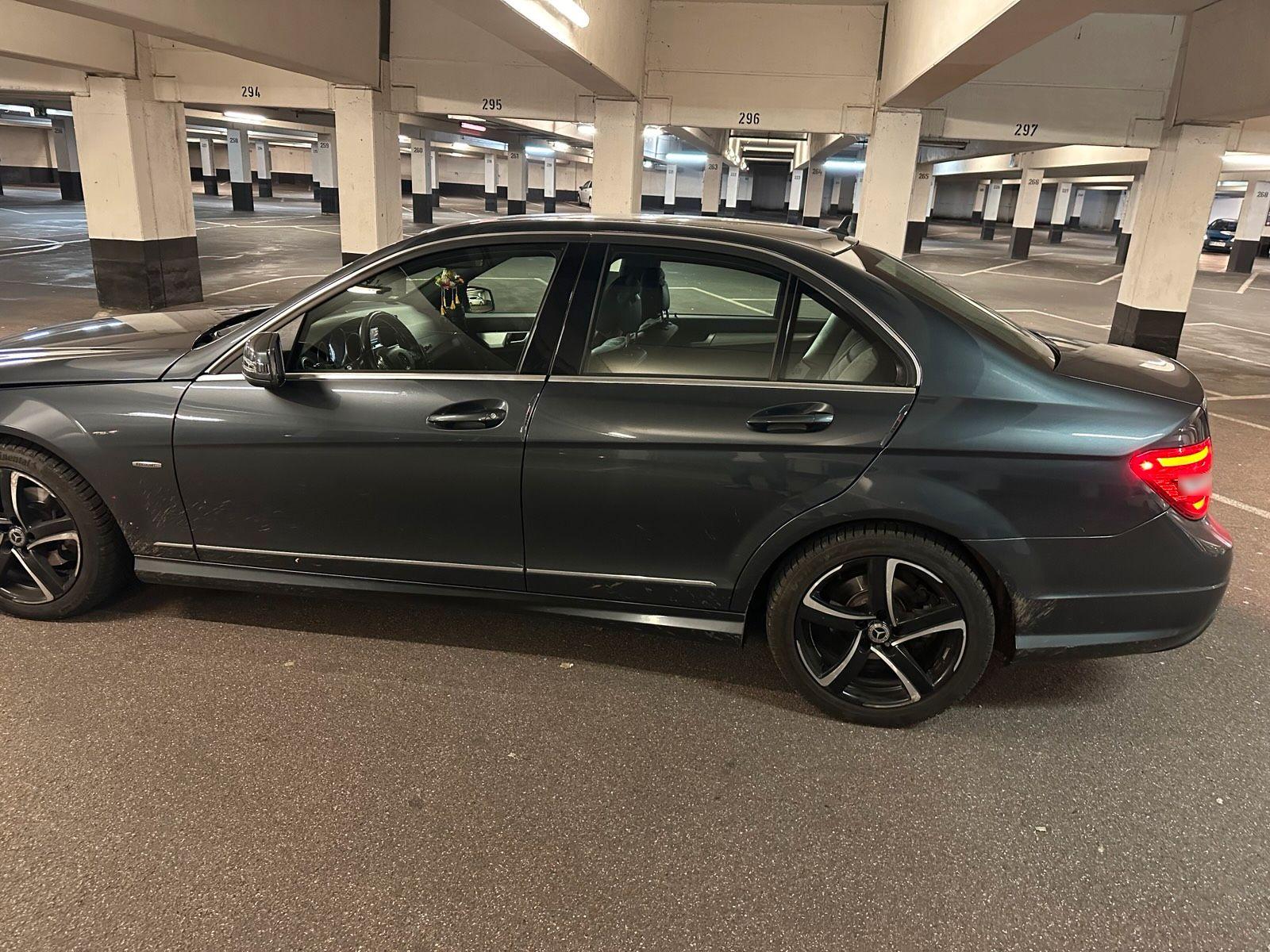 Mercedes-Benz C 180