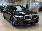 BMW i5 40 xDrive M Sport H&K HUD AHK Cockpit Pro - BMW i5 Touring Kombi xDrive Gebrauchtwagen