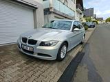 BMW 325i e90 - BMW 325: 325i E90