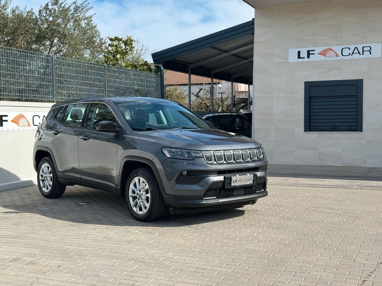 Jeep Compass 1.6 Multijet II 2WD Limited 130 cv imagem 3