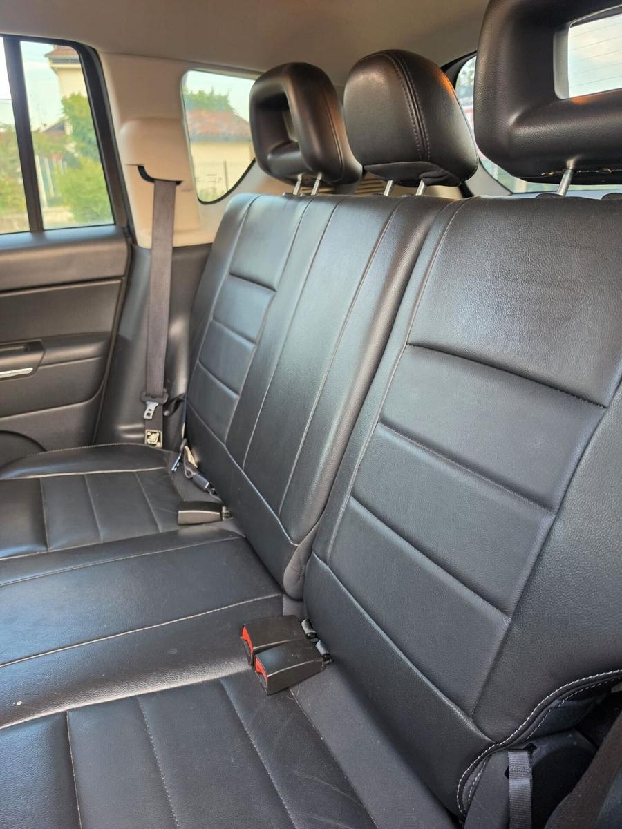Jeep Compass 2012 — photo 15