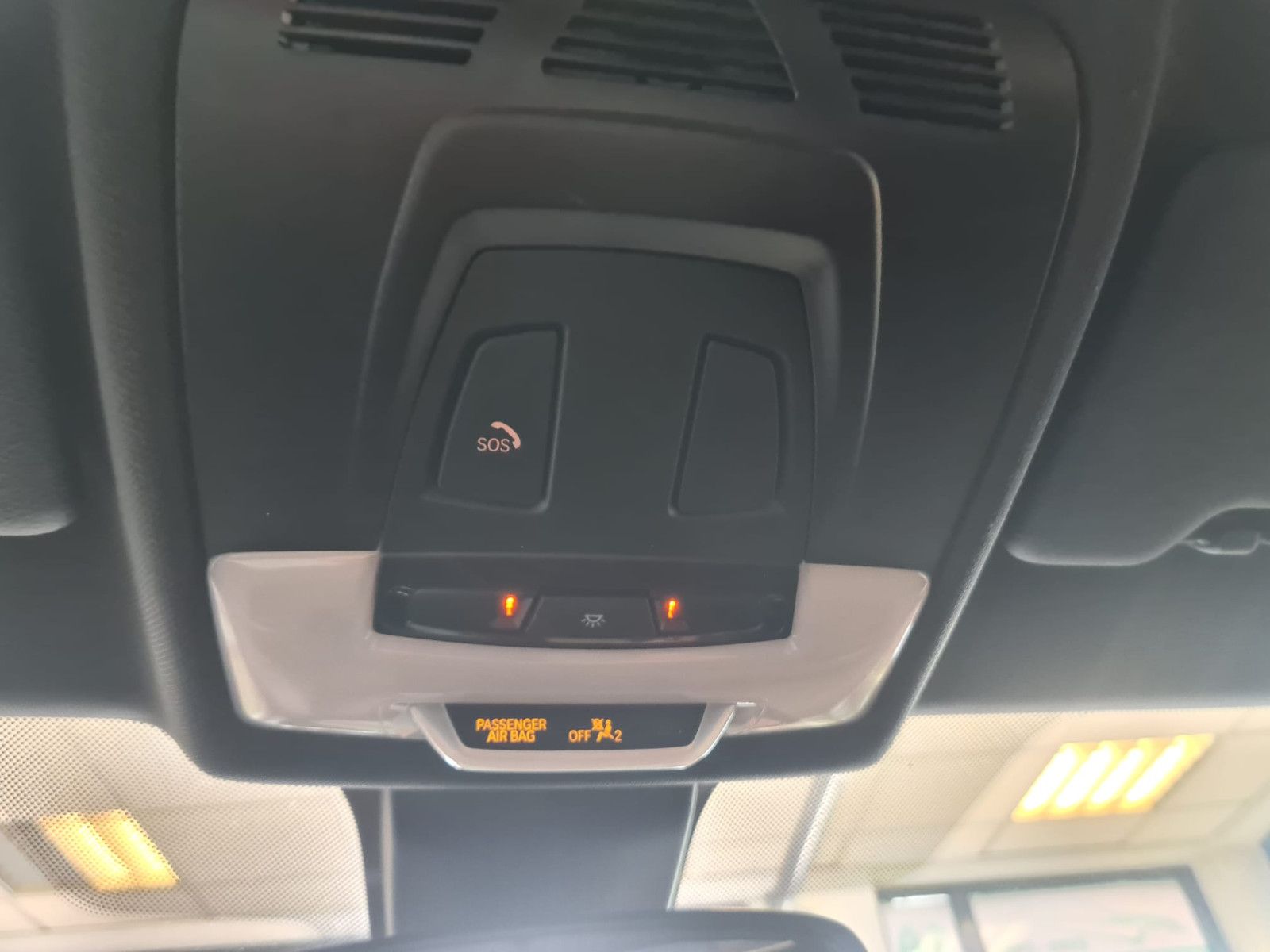 Fahrzeugabbildung BMW X2 sDrive 18 d / KAMERA / NAVI / LED