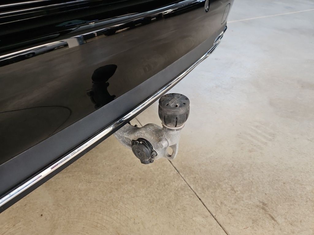 Fahrzeugabbildung Mercedes-Benz E 200 T Avantgarde AHK LED Pano ACC Navi KeyLess