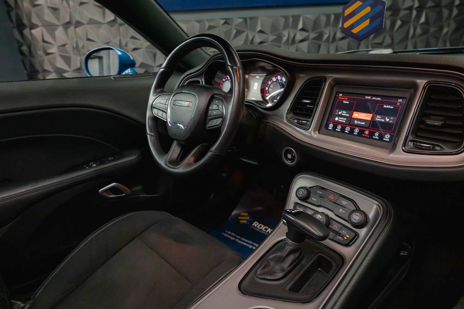 Fahrzeugabbildung Dodge Challenger 3.6 V6 4x4 GT SRT Styling *LED*19%*