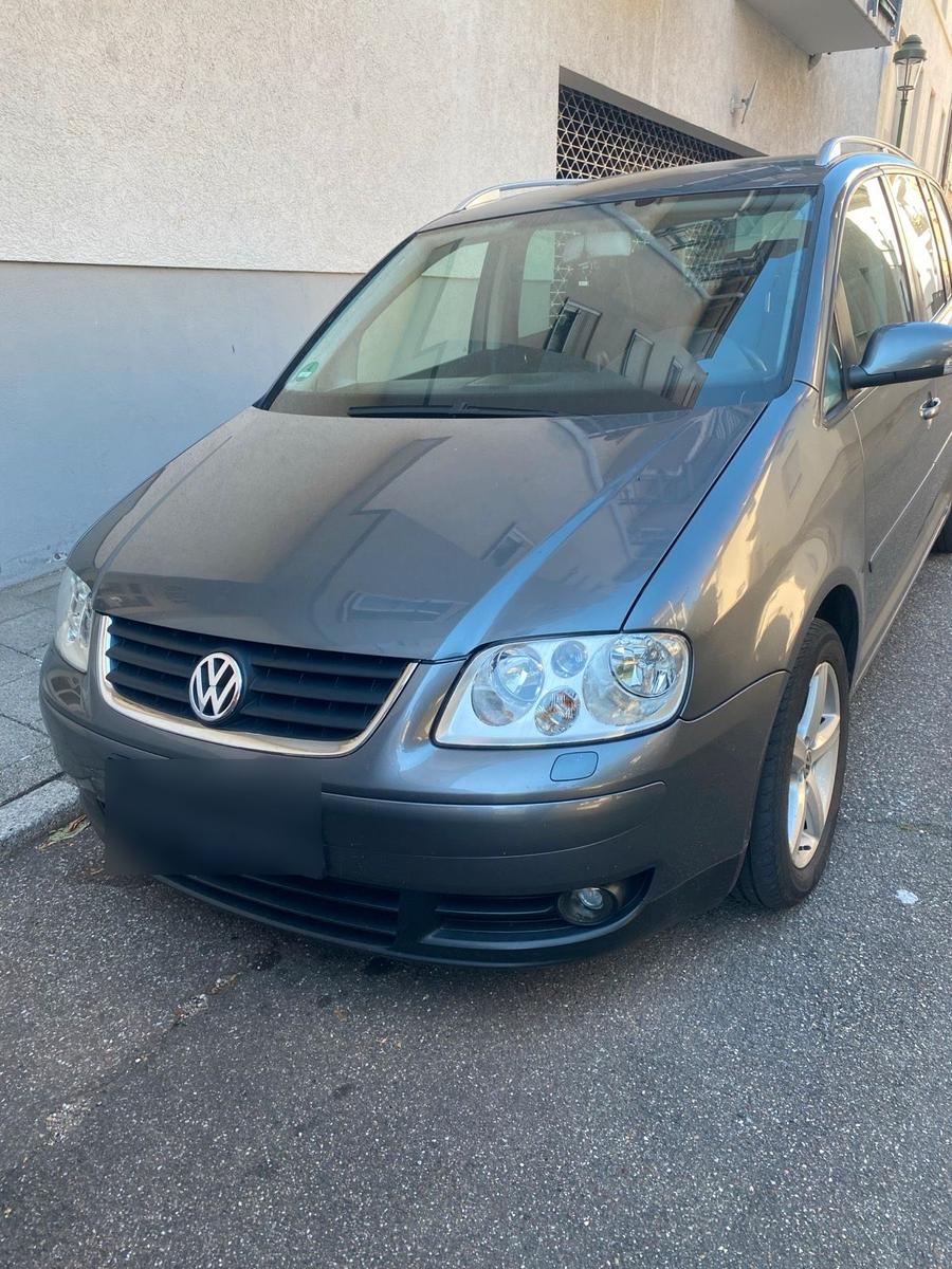 Volkswagen Touran 2004 — photo 5