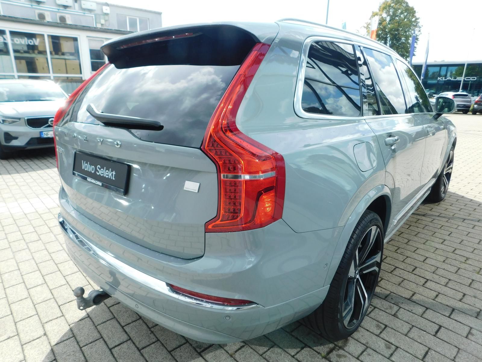 Fahrzeugabbildung Volvo XC90 T8 Recharge Plus Bright
