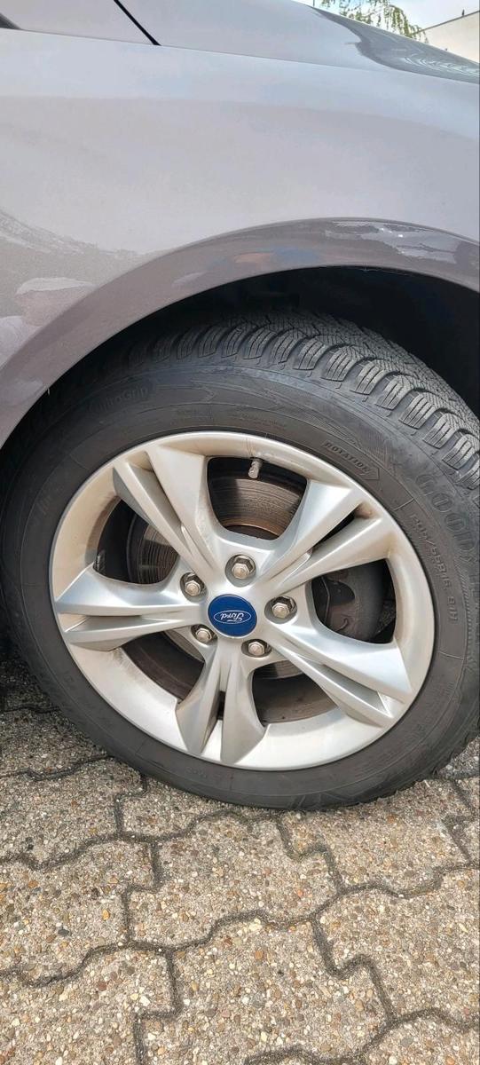 Ford Focus 2012 — photo 8