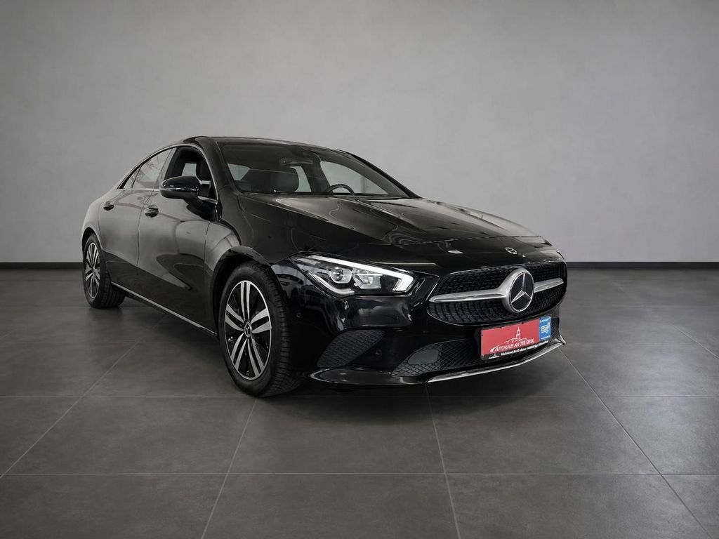 Image of Mercedes-Benz CLA 180