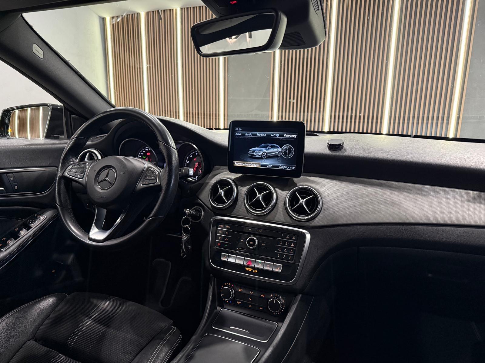 MERCEDES-BENZ CLA 200 SHOOTING BRAKE 1.6 156ch BVA Sièges sport chauffants Historique présent - 2EME MAIN