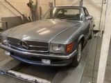 Mercedes-Benz SL 300 R 107