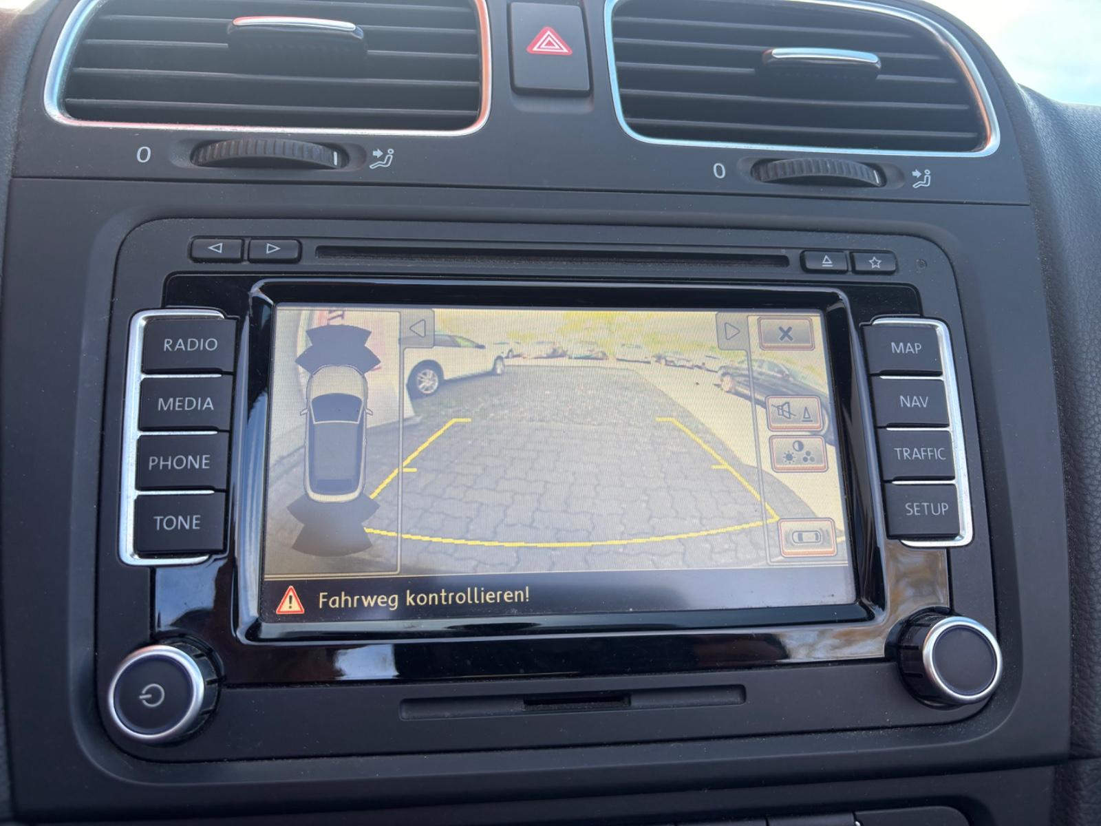 Volkswagen Golf VI Cabriolet=Leder-Xenon-Kamera-Navi-=