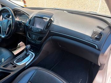 Opel Insignia - 9