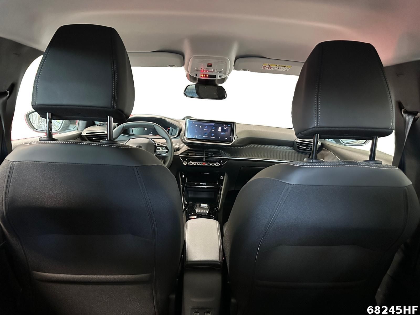 Fahrzeugabbildung Peugeot 208 ALLURE HYBRID 110 e-DSC6