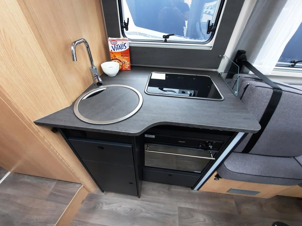 Fahrzeugabbildung Sunlight T 69LC Adventure Edition Verfüg./Sparen Sie 6.24