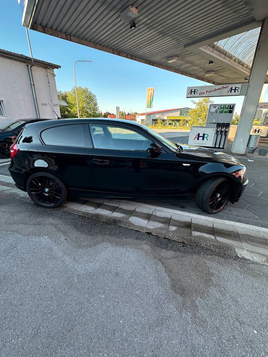 BMW  BMW 116i E81 | TÜV NEU | Neue Reifen | Top Zust