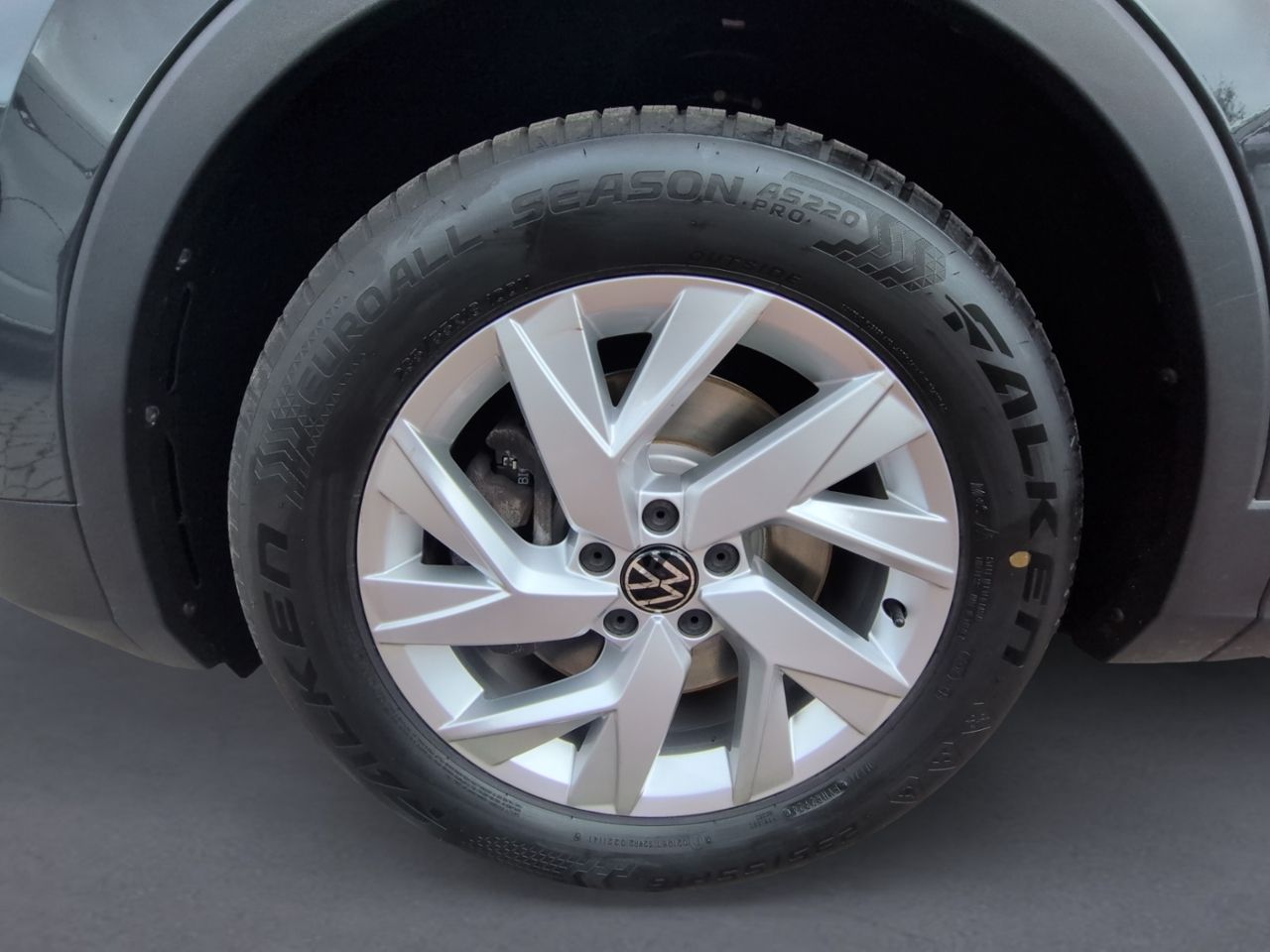 Tiguan 2.0 TSI DSG 4M Life KAMERA+MATRIX+NAVI