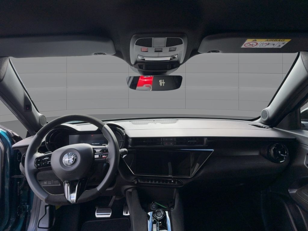 Fahrzeugabbildung Alfa Romeo Junior Ibrida Sport Speciale MATRIX WINTER NAVI