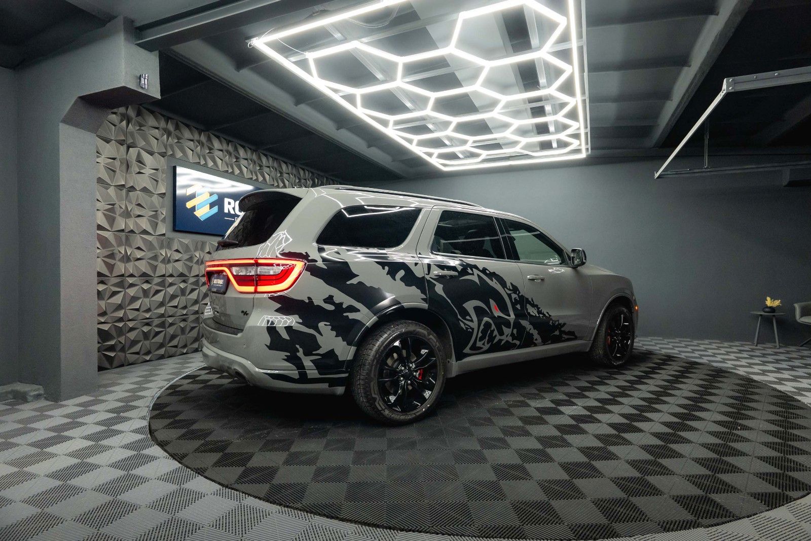 Fahrzeugabbildung Dodge Durango 5.7 V8 R/T SRT STYLE 4x4 Night-Paket ACC
