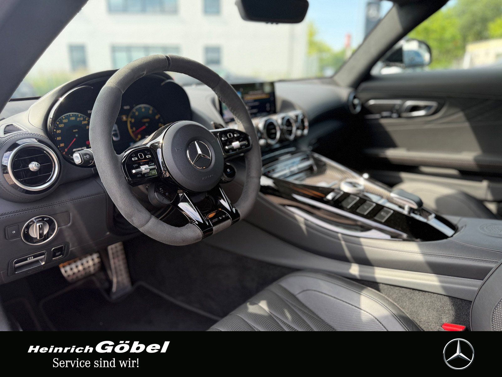 Fahrzeugabbildung Mercedes-Benz AMG GT R Roadster 1 OF 750 1.HAND - BURMESTER