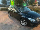 Hyundai I30 Diesel - Hyundai i30 aus 2012 mit Diesel-Antrieb: Kombi