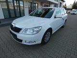 Skoda Octavia Combi Impuls Edition 2,0 TDI Klima Weiss - Skoda Octavia: Impuls Edition