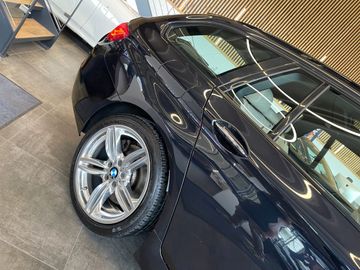 BMW 530 d xDrive *M-PAKET*HUD*AHK*BI-XENON*PANO*STHZ