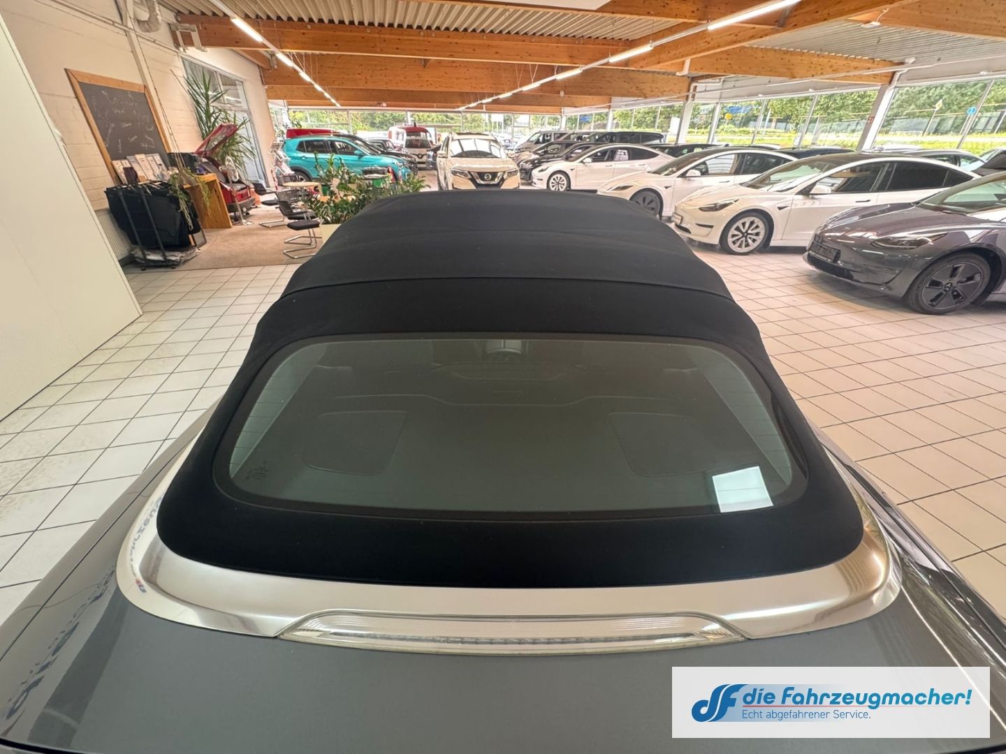 Fahrzeugabbildung Mercedes-Benz E 220 -Klasse Cabrio d  Navi Leder Memory Sitze