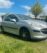 Peugeot 207 - günstig, sparsam - - Peugeot 207: Coupe