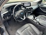 BMW 530d A - - BMW 530 mit Diesel-Antrieb: Leder, Navigationssystem, Limousine