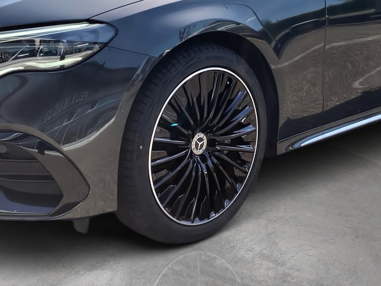 Fahrzeugabbildung Mercedes-Benz E 200 AMG Line *AHK*Totwink*360*Memory*Digital*