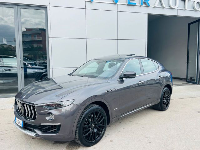 Maserati Levante V6 430 CV S Granlusso possibili