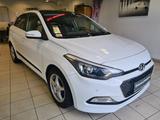 Hyundai i20 Style / KLIMA / PANORAMADACH/GARANTIE - gebrauchte Hyundai i20 aus dem Jahr 2014