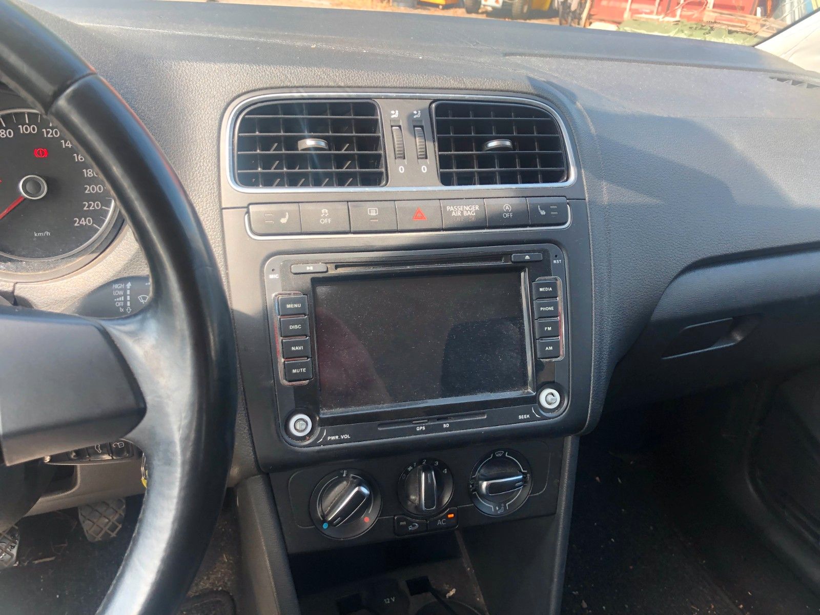Fahrzeugabbildung Volkswagen Polo V Trendline BlueMotion/BMT TÜV 10/2027