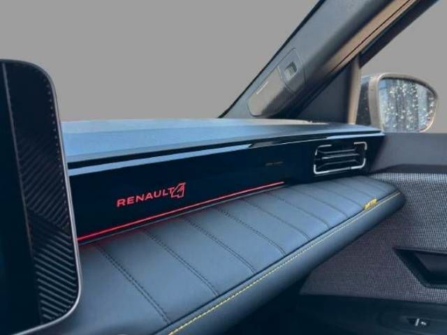 Fahrzeugabbildung Renault 4 E-Tech elektrisch Iconic 150 Comfort Range
