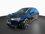 BMW iX xDrive40 Sport AHK Pano DrAssPr PaAssPr - BMW iX aus 2024