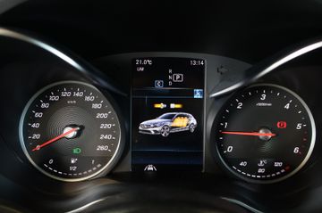 Mercedes-Benz C 300d 4M Avantgarde DISTR.+MULTIBEAM+KEY+AHK