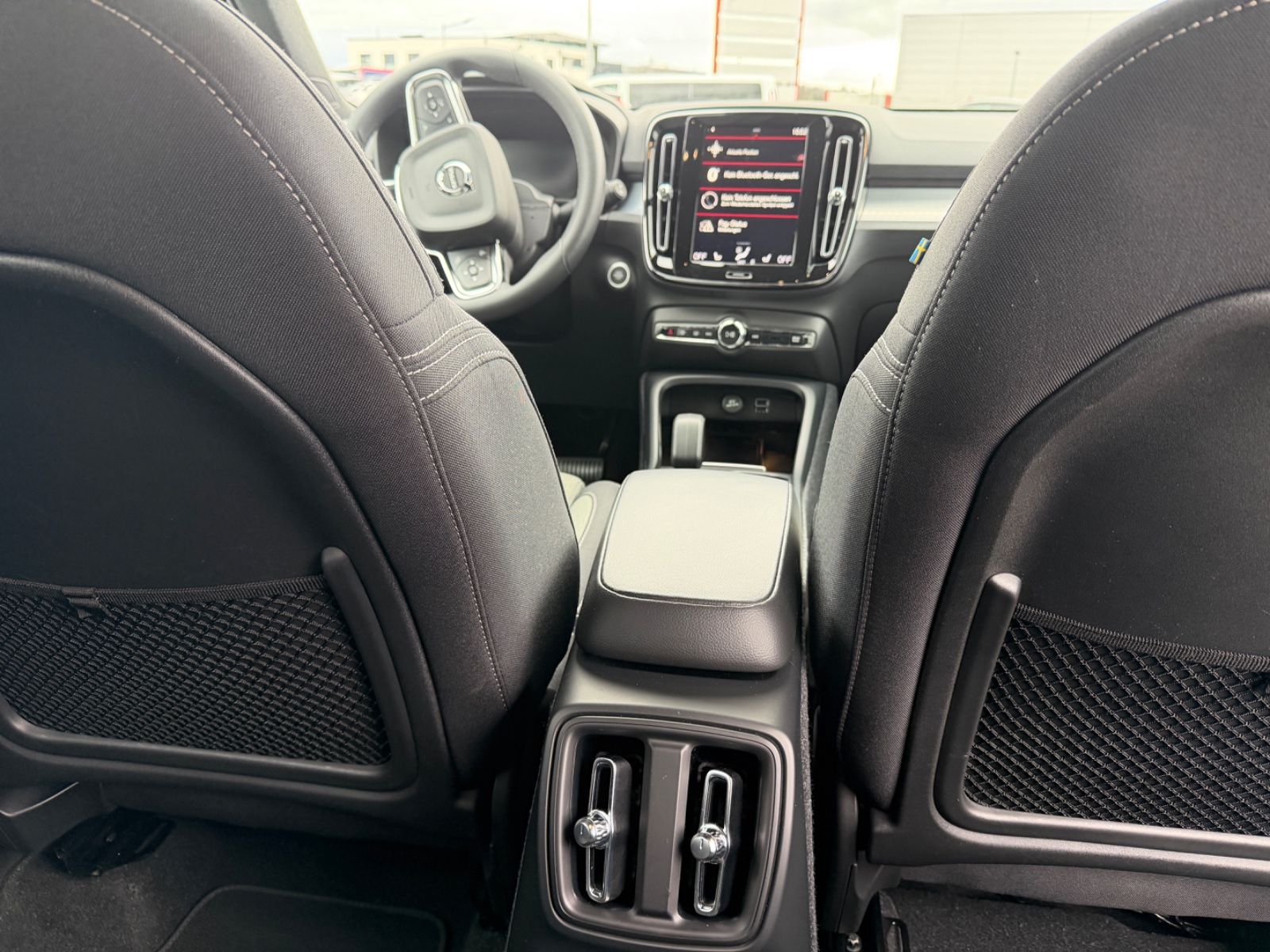 Volvo XC40 Core Recharge Plug-In Hybrid Standheizung foto 19