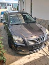 Toyota Avensis Combi Travel 1.8-l-VVT-i Travel - Toyota Avensis aus 2008: Kombi