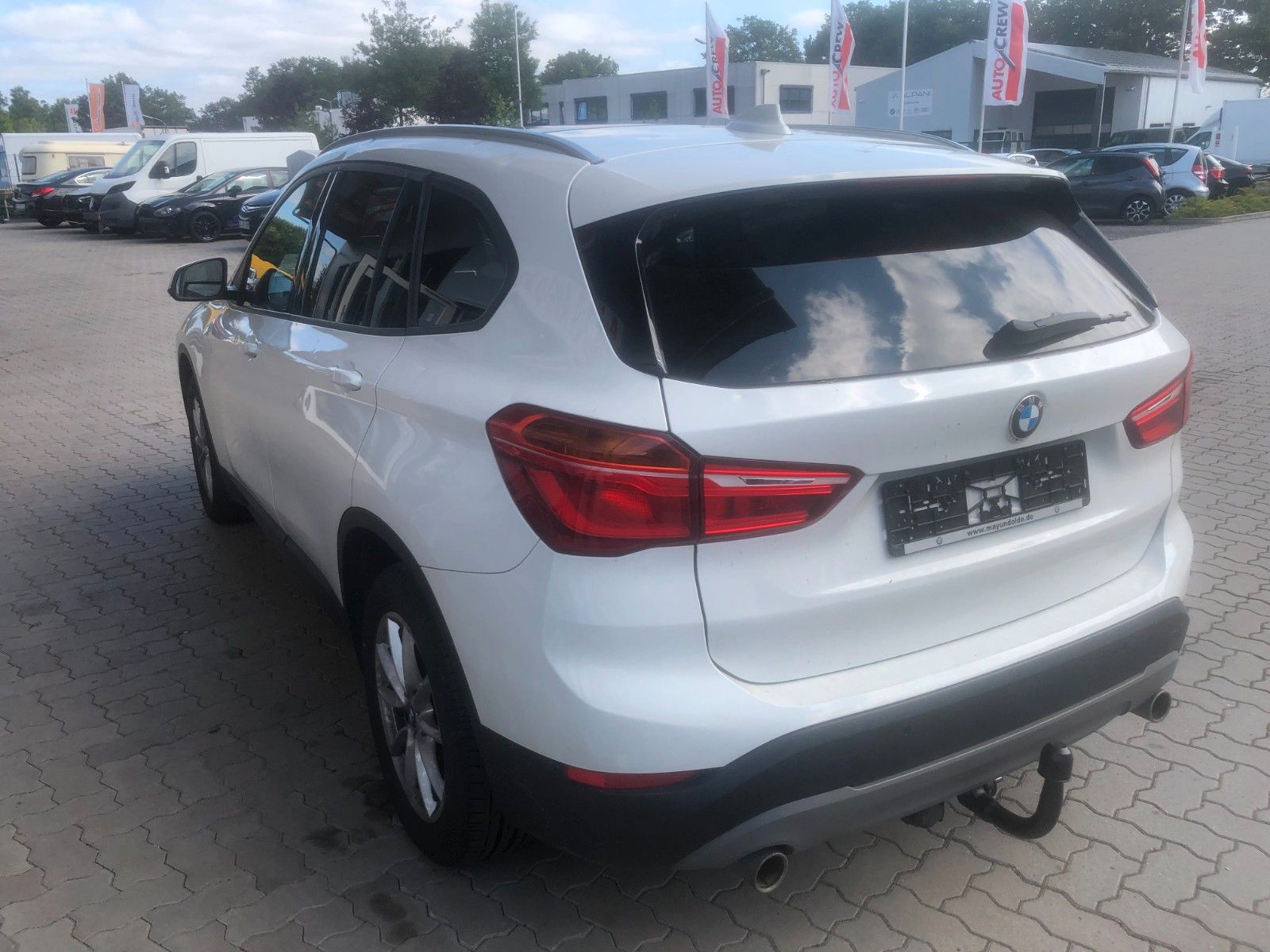 Fahrzeugabbildung BMW X1 sDrive 20 i Advantage Hagelschaden