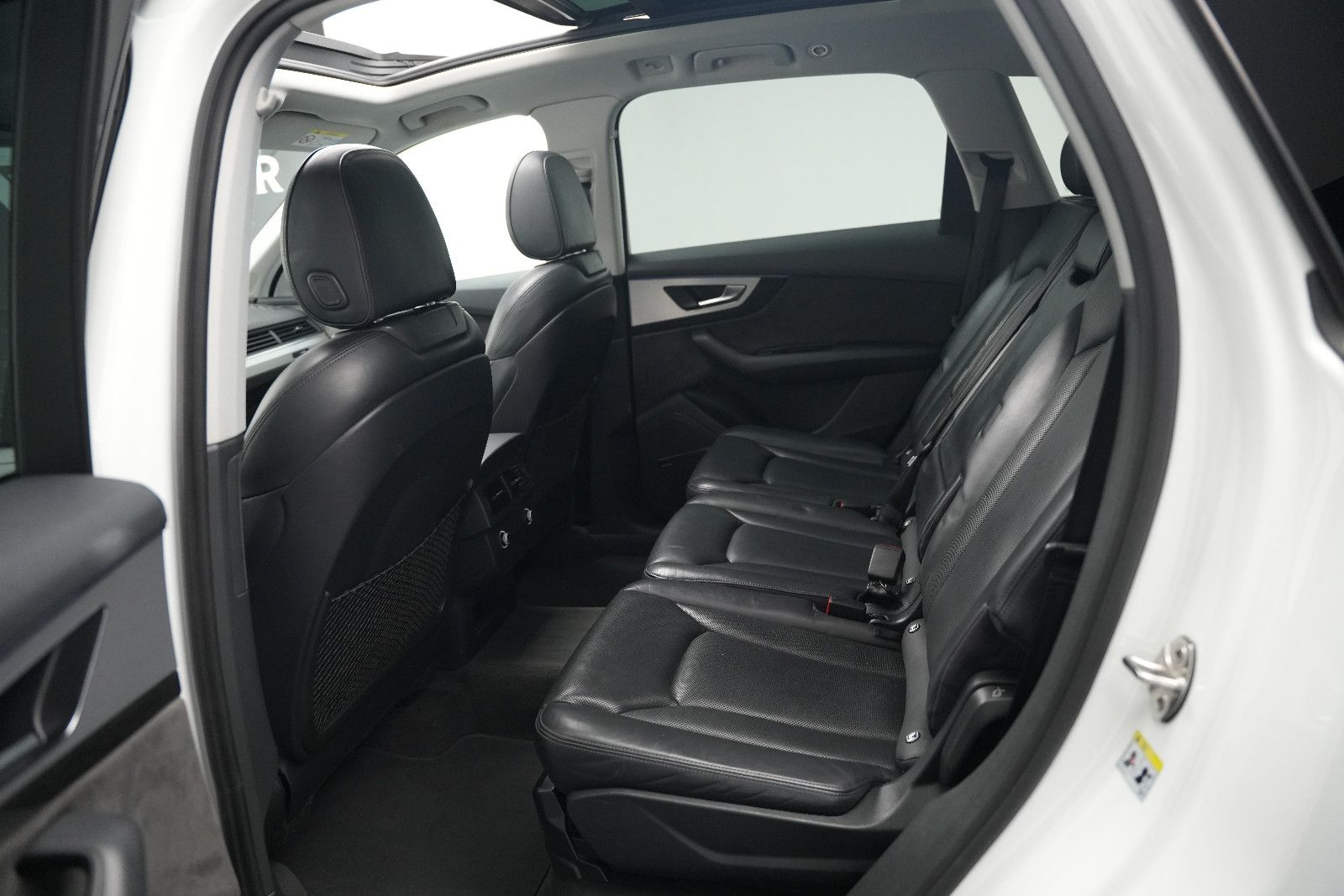 Fahrzeugabbildung Audi Q7 3.0 TDI *S-Line*Panorama*HUD*BOSE*R-Kamera*