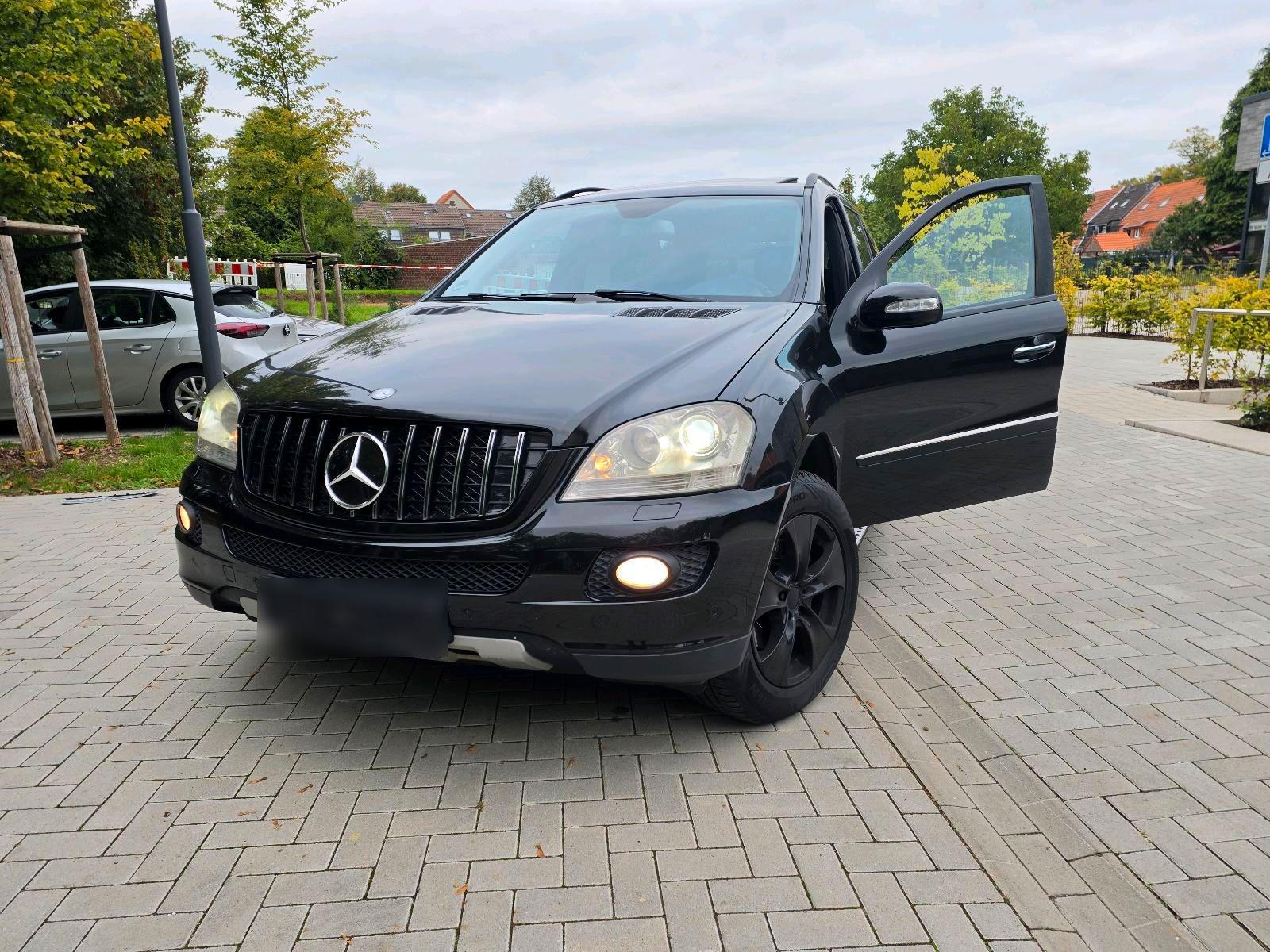 Mercedes-Benz ML 320