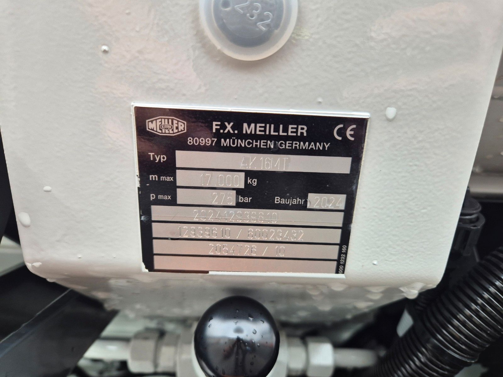 Fahrzeugabbildung Iveco AD260S40X/P Meiller AK16. T Funk AHK