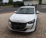 Peugeot e-208 136 Active Pack - weiße Peugeot e-208