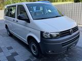 Volkswagen T5 Kombi 2.0TDI 4 Motion Klima 8Sitze AHK - VW T5 Gebrauchtwagen in Bielefeld