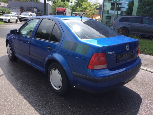 Volkswagen Bora 1.6 Auto AUTOMATIK