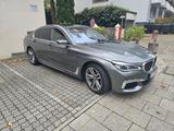 BMW 750d xDrive /M-Packet/HUD/Massage/Softclose... - BMW 7er Reihe Gebrauchtwagen in München